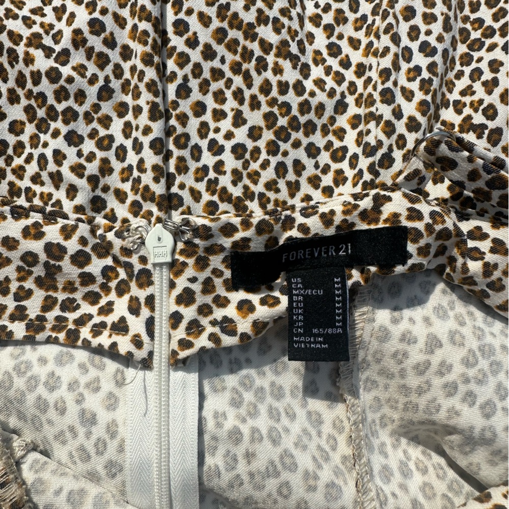 forever 21 animal print leopard bodycon mini dress with ruffled bottom - Picture 8 of 8
